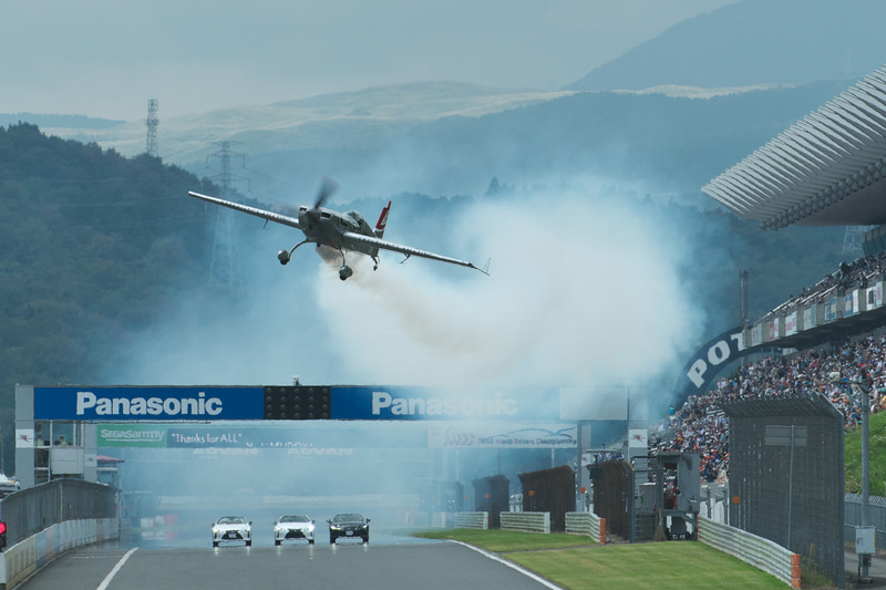 1コーナー側からのデモフライト