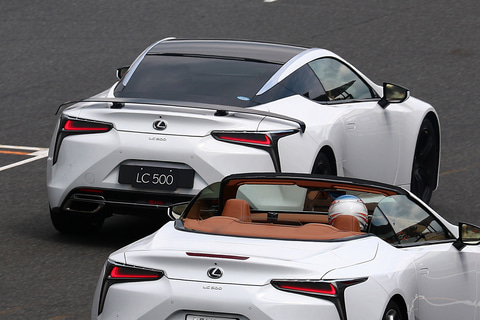 レクサス、LC Limited Editionを初公開 エアレース世界チャンピオン室