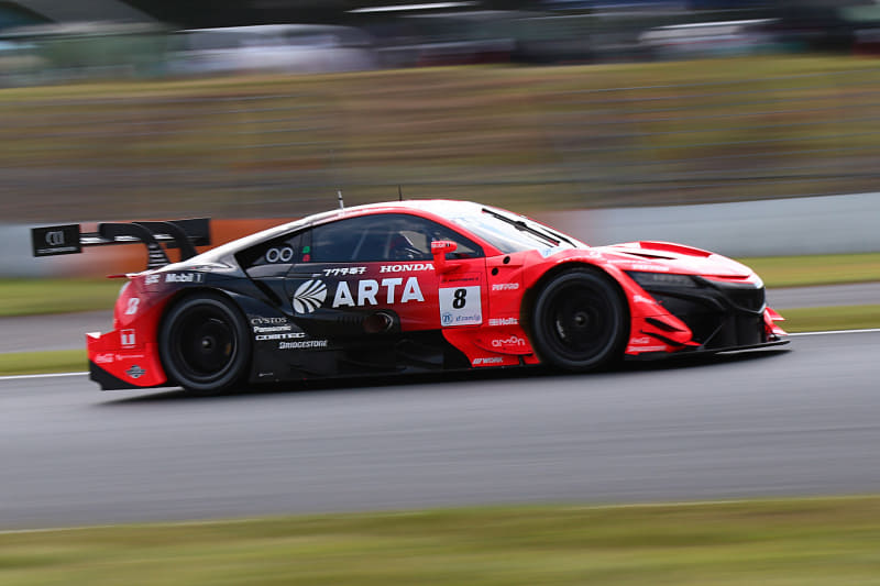 GT500のポールポジションを獲得した8号車 ARTA NSX-GT（野尻智紀/福住仁嶺組）
