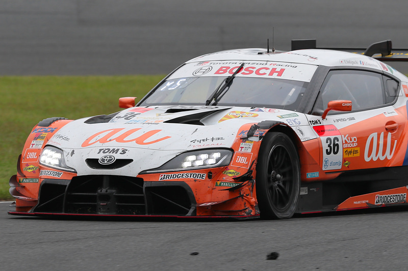 終盤パンクしてしまった36号車