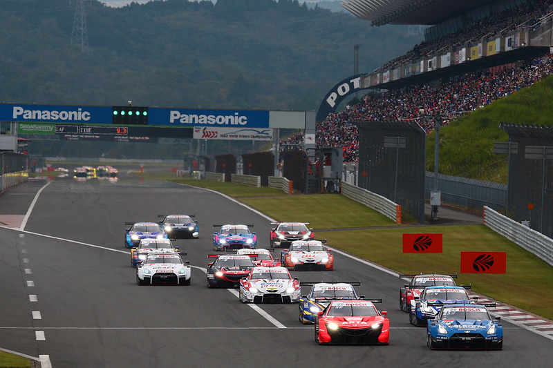 GT500のスタート