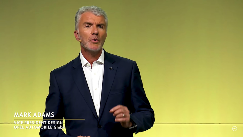 オペルオートモビルGmbHデザイン副社長のマーク・アダムス氏
