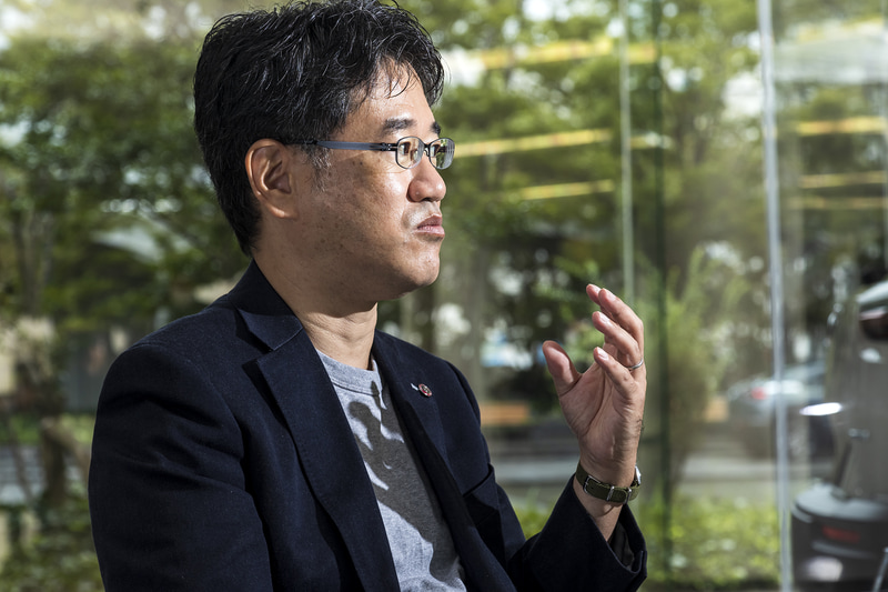 さまざまな人と会い、その人たちが所有するものを見て、開発の参考にしていったと語る松田氏