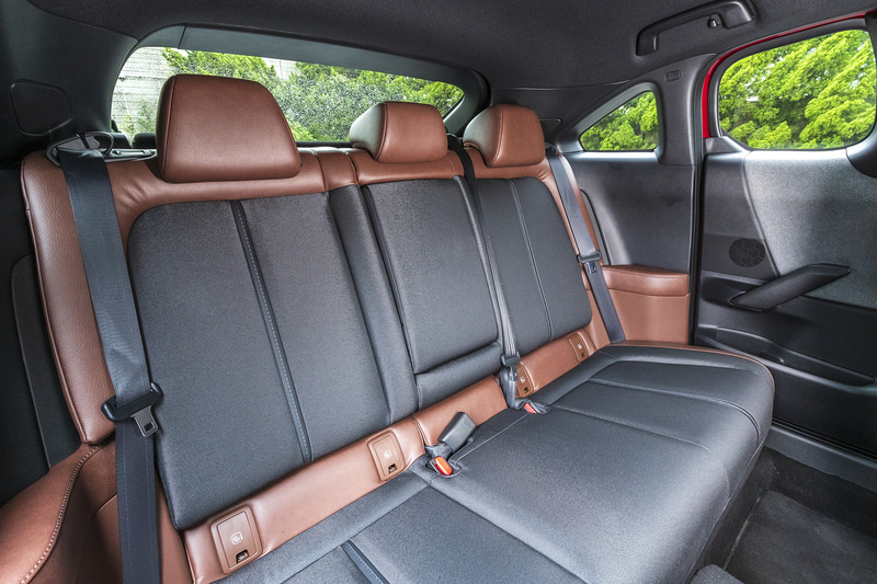 唯一モチーフを取り入れたリアシート