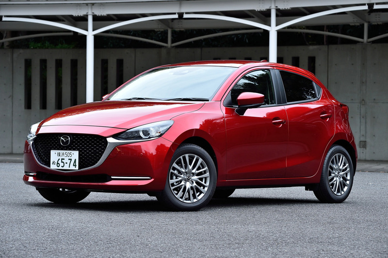 MAZDA2