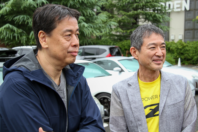 囲み取材に応じていただいた内田社長（左）と田村氏（右）。「手に届くような形で出せればいいなと思っています」とのこと、プライスにも注目したい