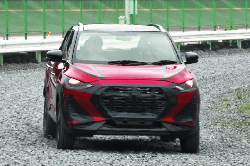 コンパクトSUV「マグナイト」