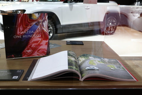 マツダの「100周年記念モデルカー」誕生秘話インタビュー-Car Watch
