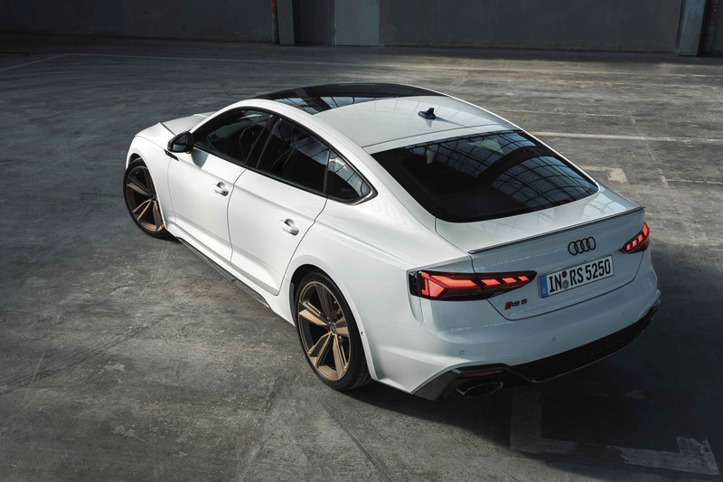 RS 5 スポーツバック