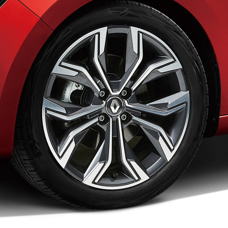 インテンス、インテンス テックパックの17インチホイール