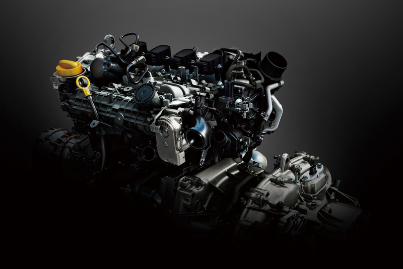 ルノー・日産・三菱のアライアンスにより開発された新開発の直列4気筒DOHC 1.3リッター直噴ターボエンジン。最高出力131PS/5000rpm、最大トルク240Nm/1600rpmを発生