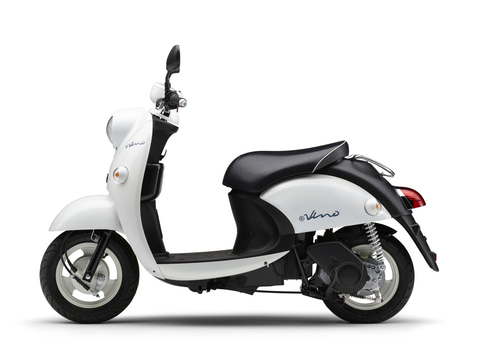 ヤマハ、「E-Vino」2021年モデル 5年ぶり初のカラーチェンジ - Car Watch