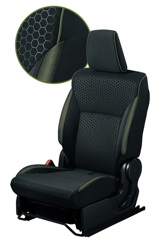 シート（カーキ アクセント）