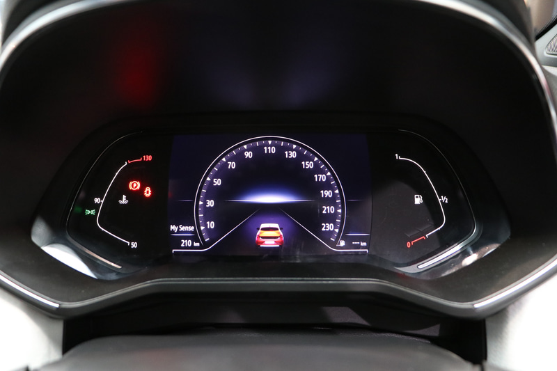 7インチ デジタルインストゥルメントパネル