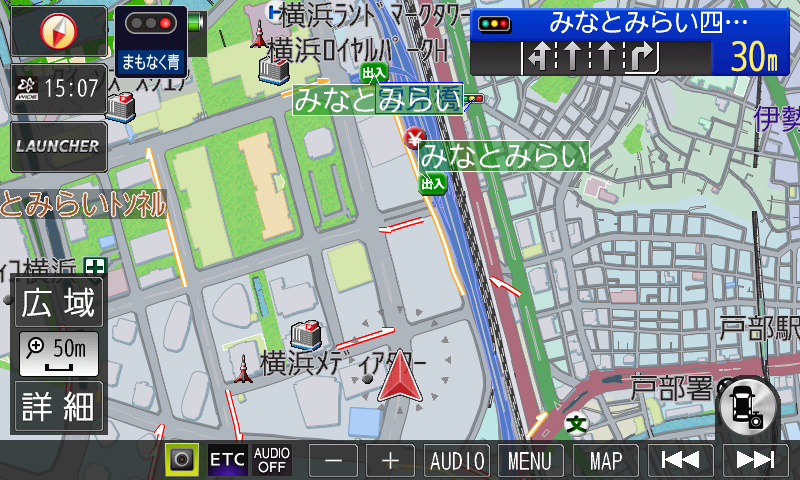 高度化光ビーコンでは「信号情報活用運転支援システム（TSPS）」が利用可能。このままの速度だと青信号で通過できるとか、赤信号になってしまうとか、さらには進行方向の信号がもうすぐ青になることを知らせるなど嬉しい情報が受信できる