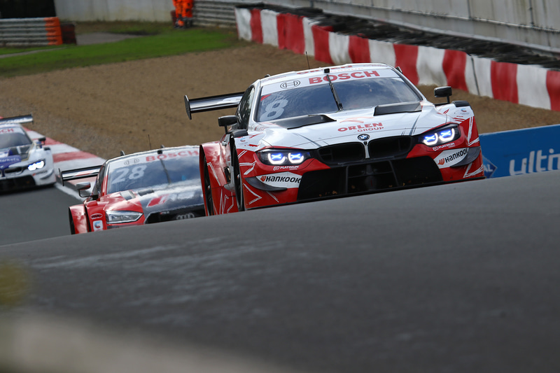 #8 ロバート・クビサ（ORLEN Team ART）、#28ロイック・デュバル（Audi Sport Team Phoenix）