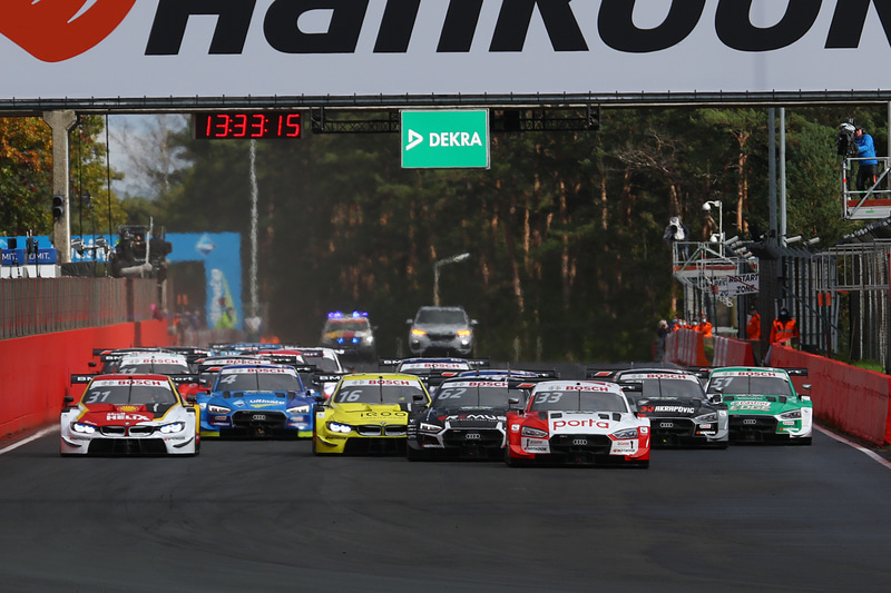 レース2のスタート