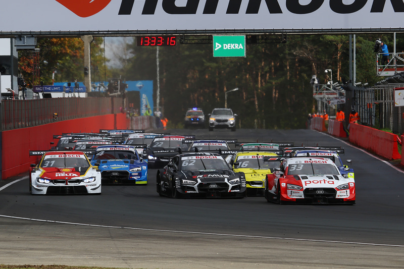 レース2のスタート