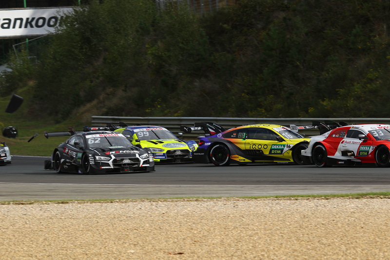 レース2のスタート