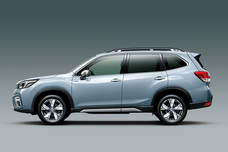 アイスシルバー・メタリック