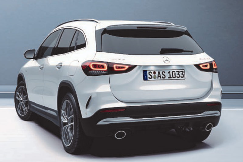 メルセデスAMG GLA 35 4MATIC