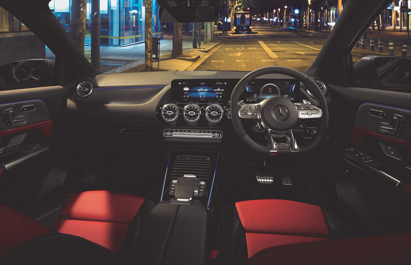 メルセデスAMG GLA 45 S 4MATIC+