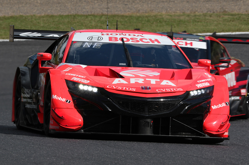 第6戦鈴鹿でポールポジションを獲得した8号車 ARTA NSX-GT（野尻智紀/福住仁嶺組、BS）