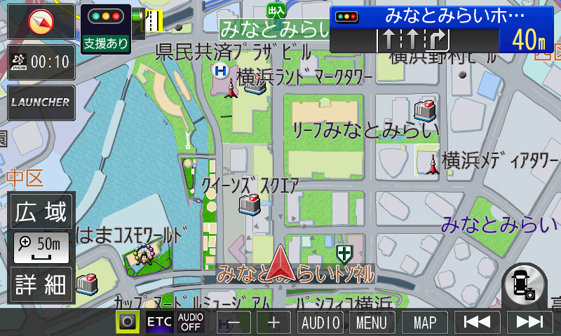 初めて通る道では写真のような縮尺で地図を見ることが多いが、色がはっきりしないディスプレイでは表示される情報が増えると見にくさを感じこともある。最新のCN-F1X10BLDなら色分けされた部分や道路の形状がはっきり出るのでチラ見での視認性が高かった