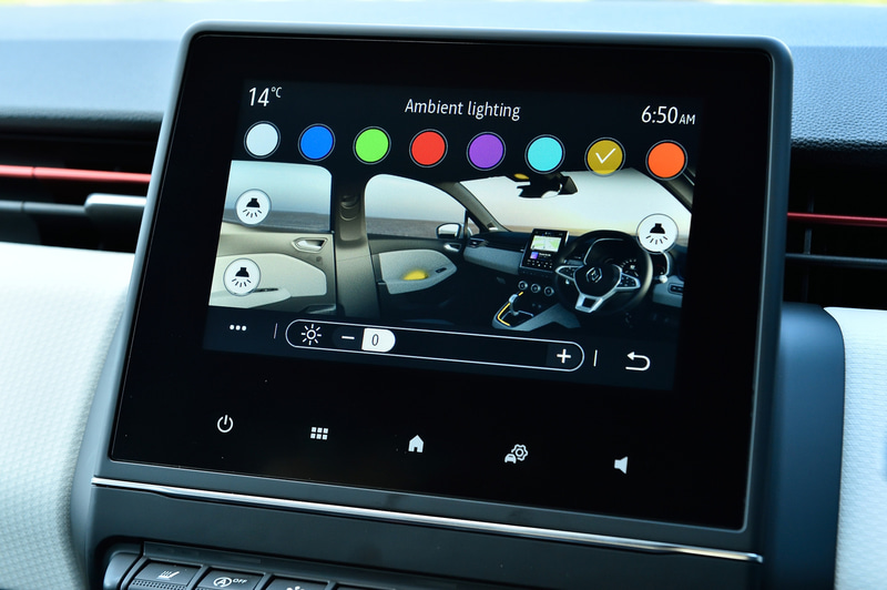 ライティングは全部で8色から選択可能