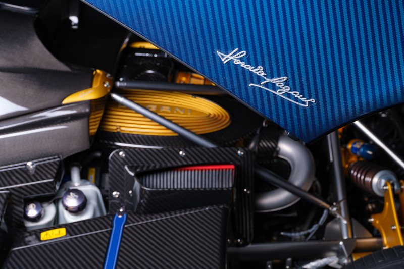 PAGANI Huayra Roadster