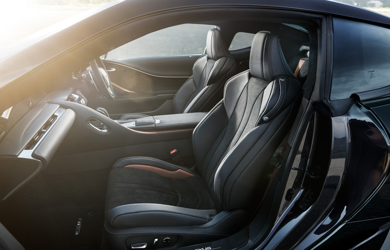 特別仕様車専用内装色 AVIATION Black