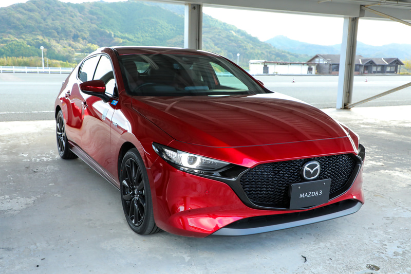改良型SKYACTIV-X“SPIRIT1.1”を搭載するMAZDA3