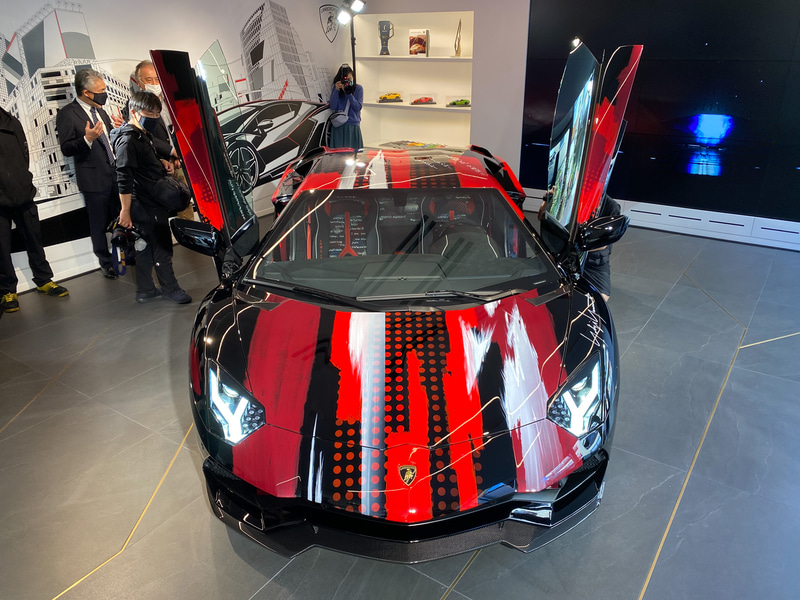 アヴェンタドール S“dressed”by Yohji Yamamoto