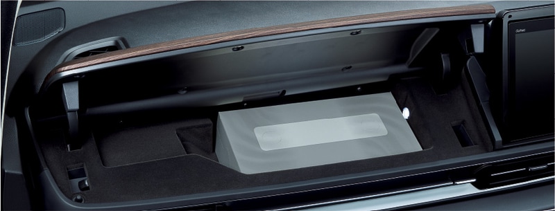 インパネアッパーボックス