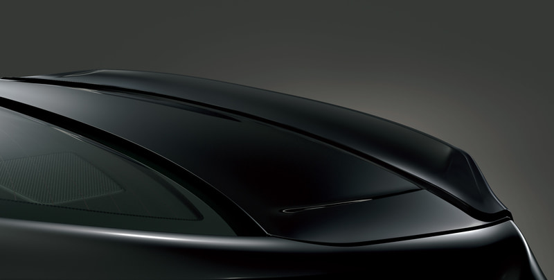 リアトランクスポイラー：3万8500円（塗装済）、3万5200円（素地）