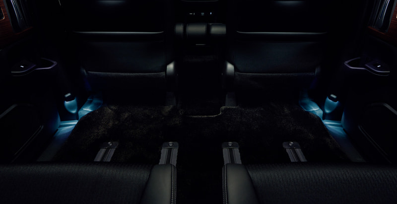 画像はフットライトのホワイト（リア用）