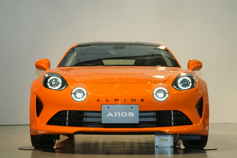 「アトリエアルピーヌ」で仕上げられたA110