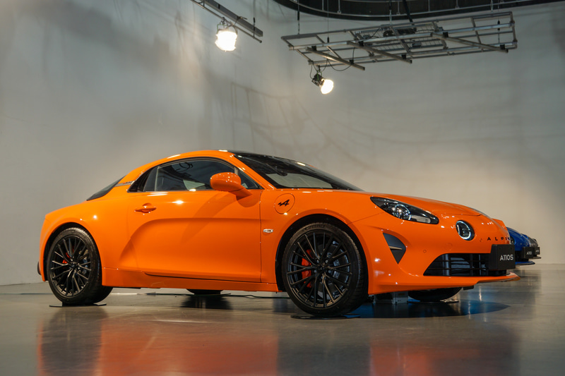 「アトリエアルピーヌ」で仕上げられたA110