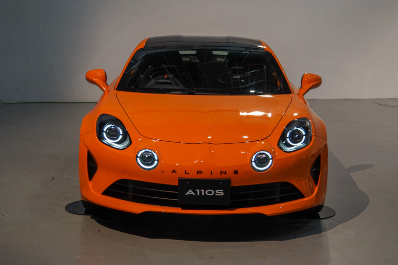 「アトリエアルピーヌ」で仕上げられたA110