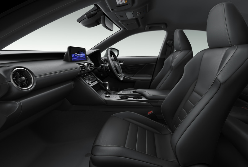 IS300h“F SPORT”（インテリアカラー：ブラック）