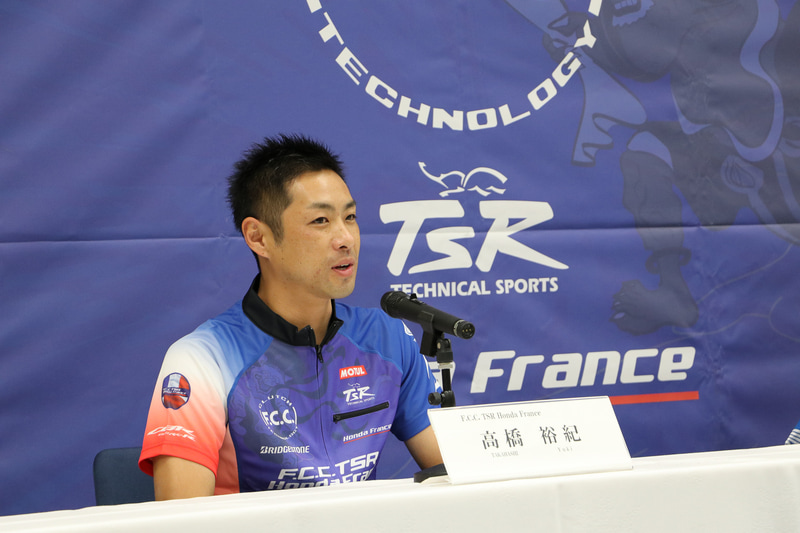 高橋裕紀選手経歴（抜粋）：2004年に全日本ロードレース選手権250ccクラスチャンピオンを獲得。2005年～2013年までMotoGP世界選手権（GP250クラス、MotoGP Moto2クラス）に参戦し優勝3回。2012年は鈴鹿8時間耐久レース2位。2013年は鈴鹿8時間耐久レース6位。2014年は全日本ロードレース選手権J-GP2チャンピオン。2015年はARRC SS600チャンピオン。2020年に全日本ロードレース選手権ST1000チャンピオン