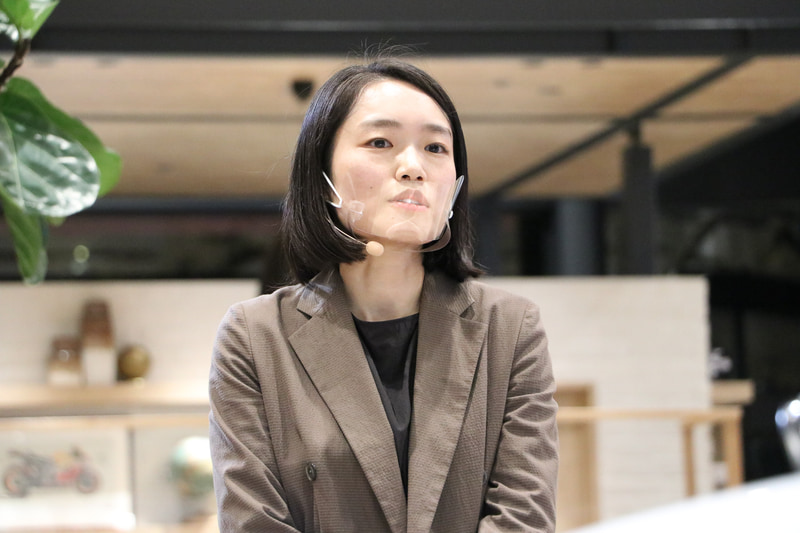 株式会社本田技術研究所 デザインセンターオートモビルデザイン室 Honda eデザイン CMF（COLOR・MATERIAL・FINISH）担当 半澤小百合氏