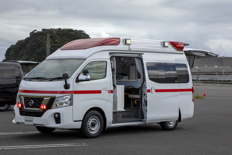 高規格救急車「パラメディック」など日産の「はたらくクルマ」が集合