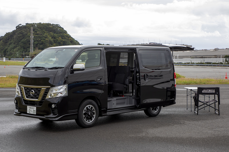 オーテックジャパンが取り扱うNV350 キャラバン マルチベッド