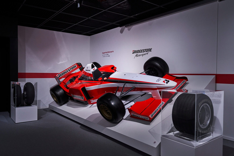 さまざまな展示物がある館内