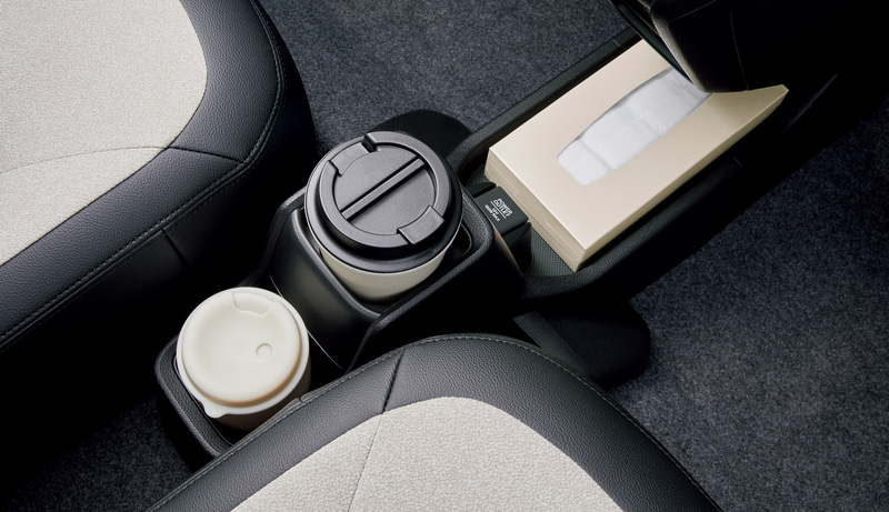 センターコンソールトレー＋ドリンクホルダー