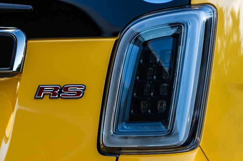 フルLEDリアコンビランプ