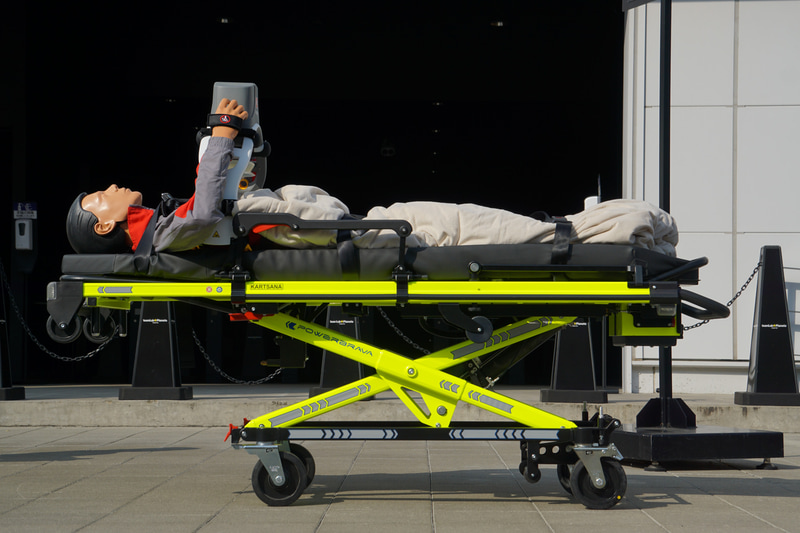 電動ストレッチャー