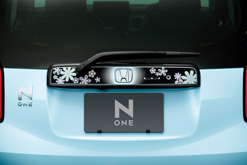 デカール ライセンスガーニッシュ フラワー 1万2100円