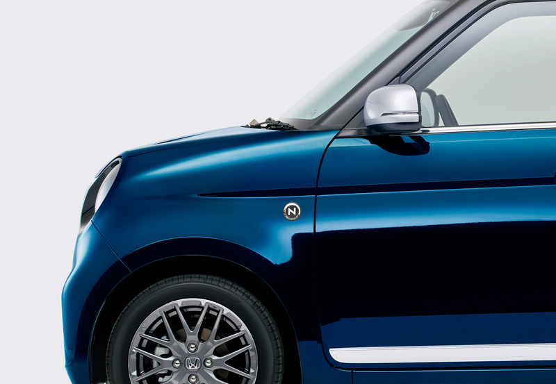 フェンダーエンブレム 左右セット 8800円